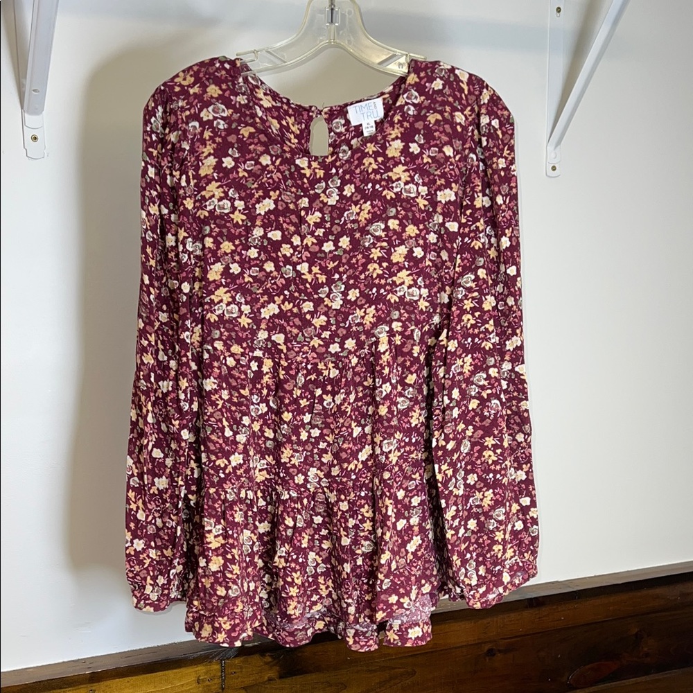 Time and Tru Burgundy Floral‎ Women's Top- XL